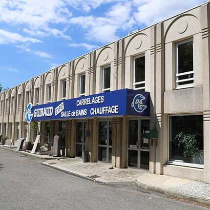 Magasin Guiraud Échirolles Isère (38)
