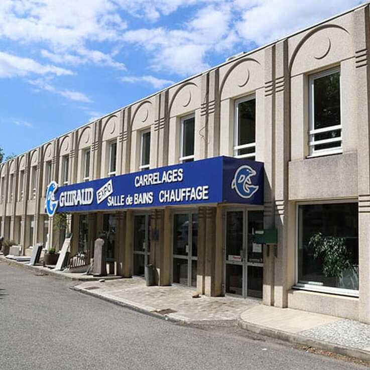 Magasin Guiraud Échirolles Isère (38)